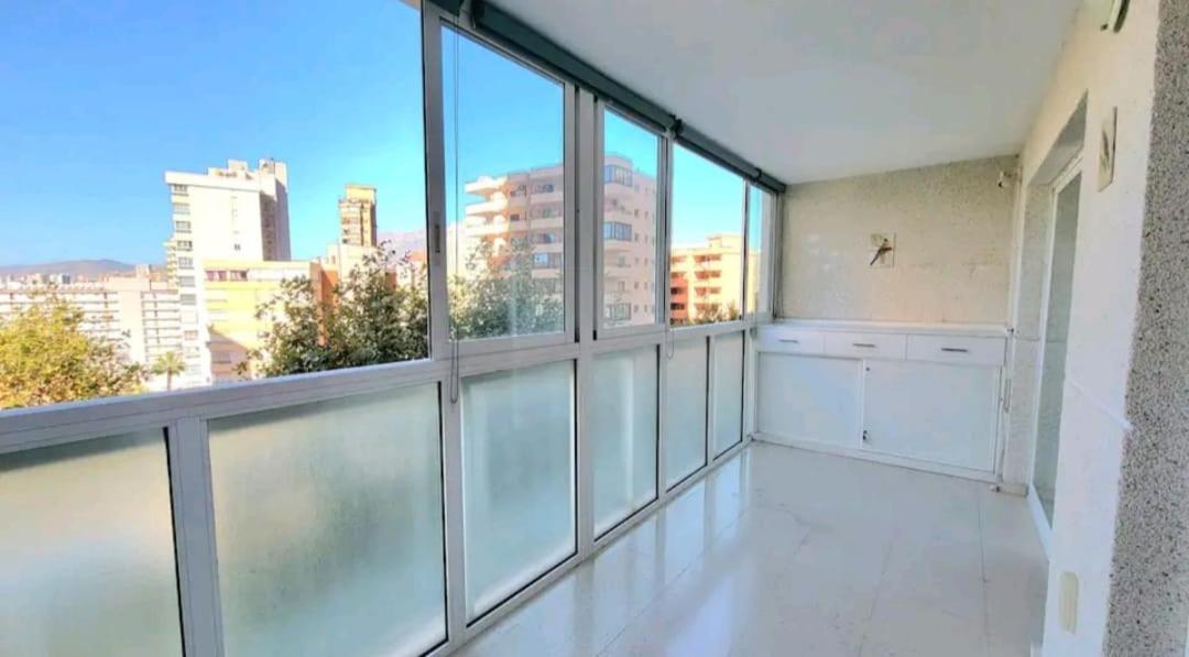 Vacanza Luxury Complex- Parking , Pool Only In The Summer , Rincon De Loix Apartment Benidorm Exterior photo